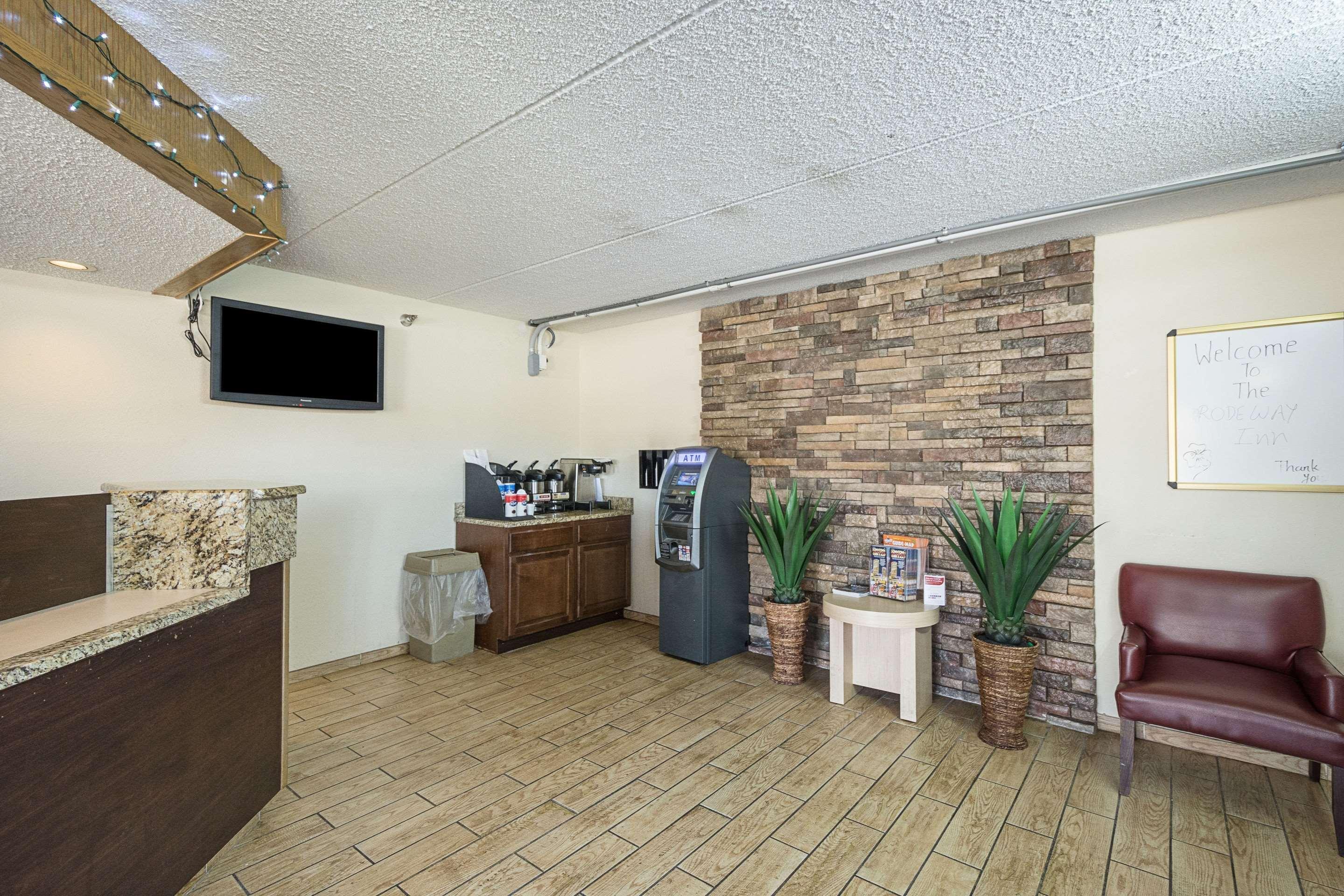 Bay Inn On Busch タンパ エクステリア 写真