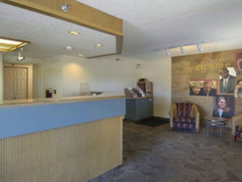 Bay Inn On Busch タンパ エクステリア 写真