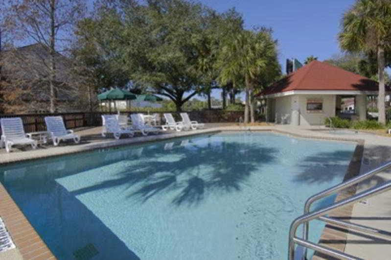 Bay Inn On Busch タンパ エクステリア 写真